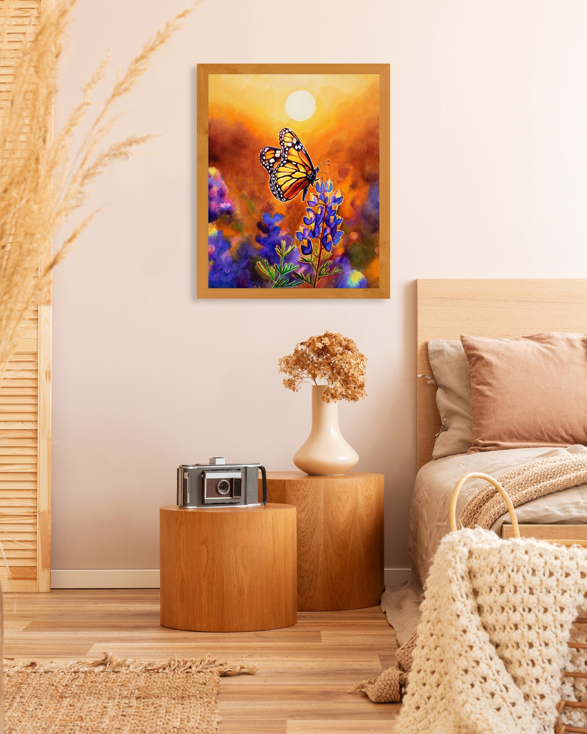 Cuadro al óleo de mariposa monarca sobre flores moradas al atardecer - 11