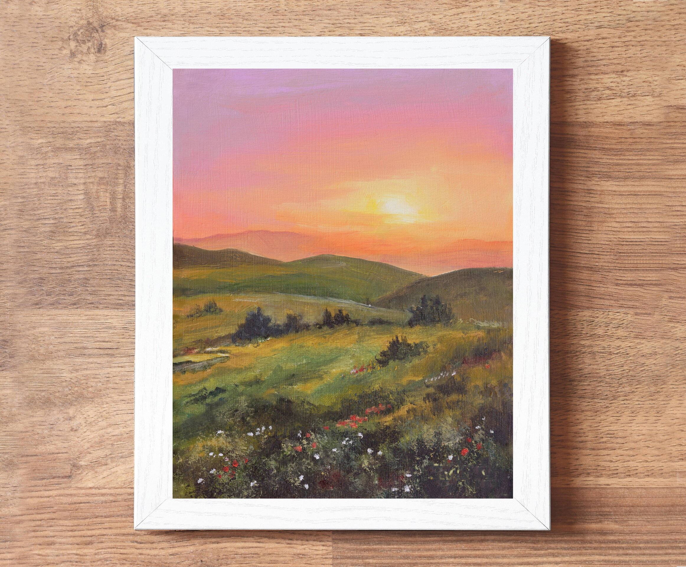 Cuadro de lomas en tonos suaves con flores y arbustos. Horizonte con luz cálida - 4