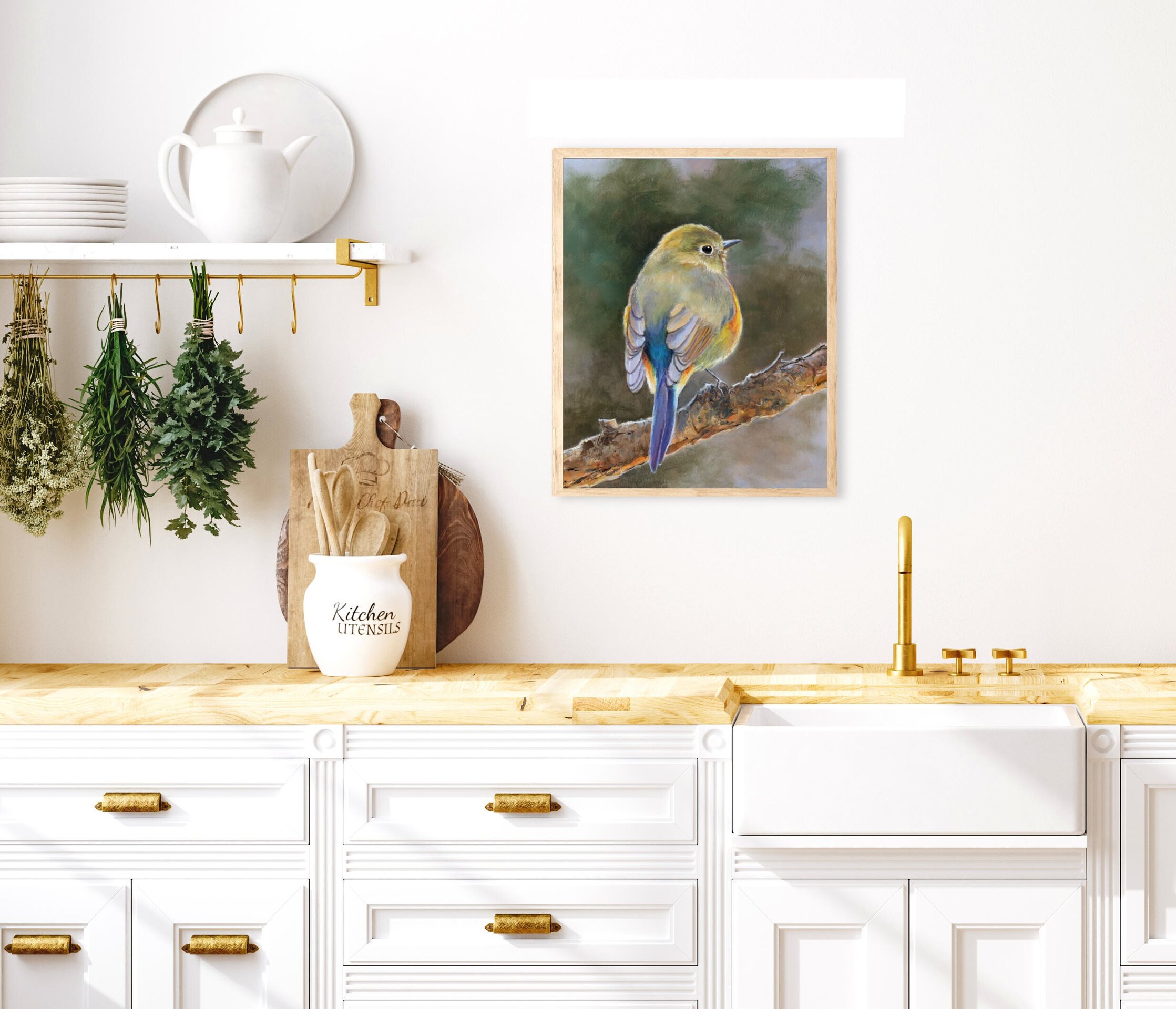 Pintura detallada y realista de pájaro amarillo sobre rama. Ave de cola azul - 7