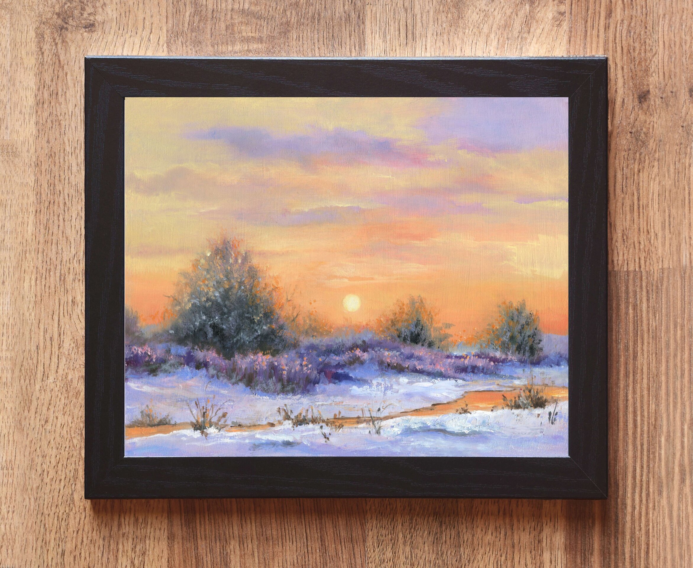 Paisaje de invierno con nieve y río de colores suaves, Cielo cálido al amanecer - 2