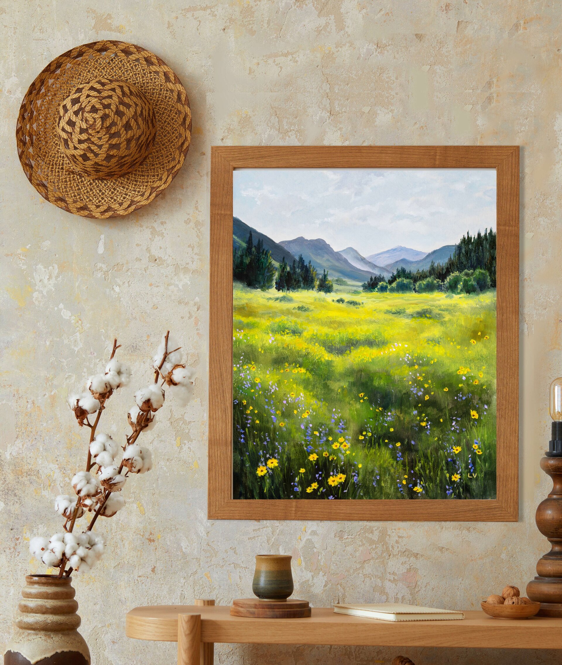 Pintura de paisaje de campo verde con flores amarillas y montañas en la lejanía - 5