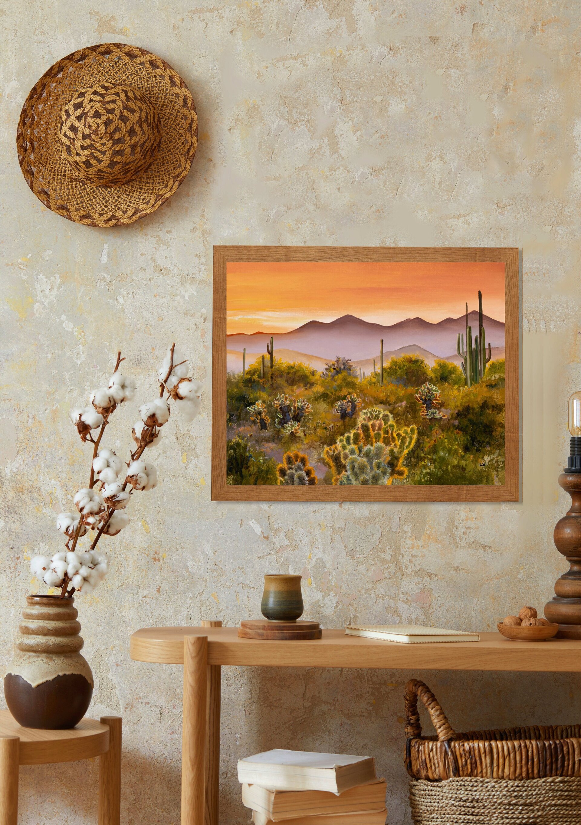 Suave pintura de desierto en tonos cálidos con cactus y paisaje árido y montañas - 9