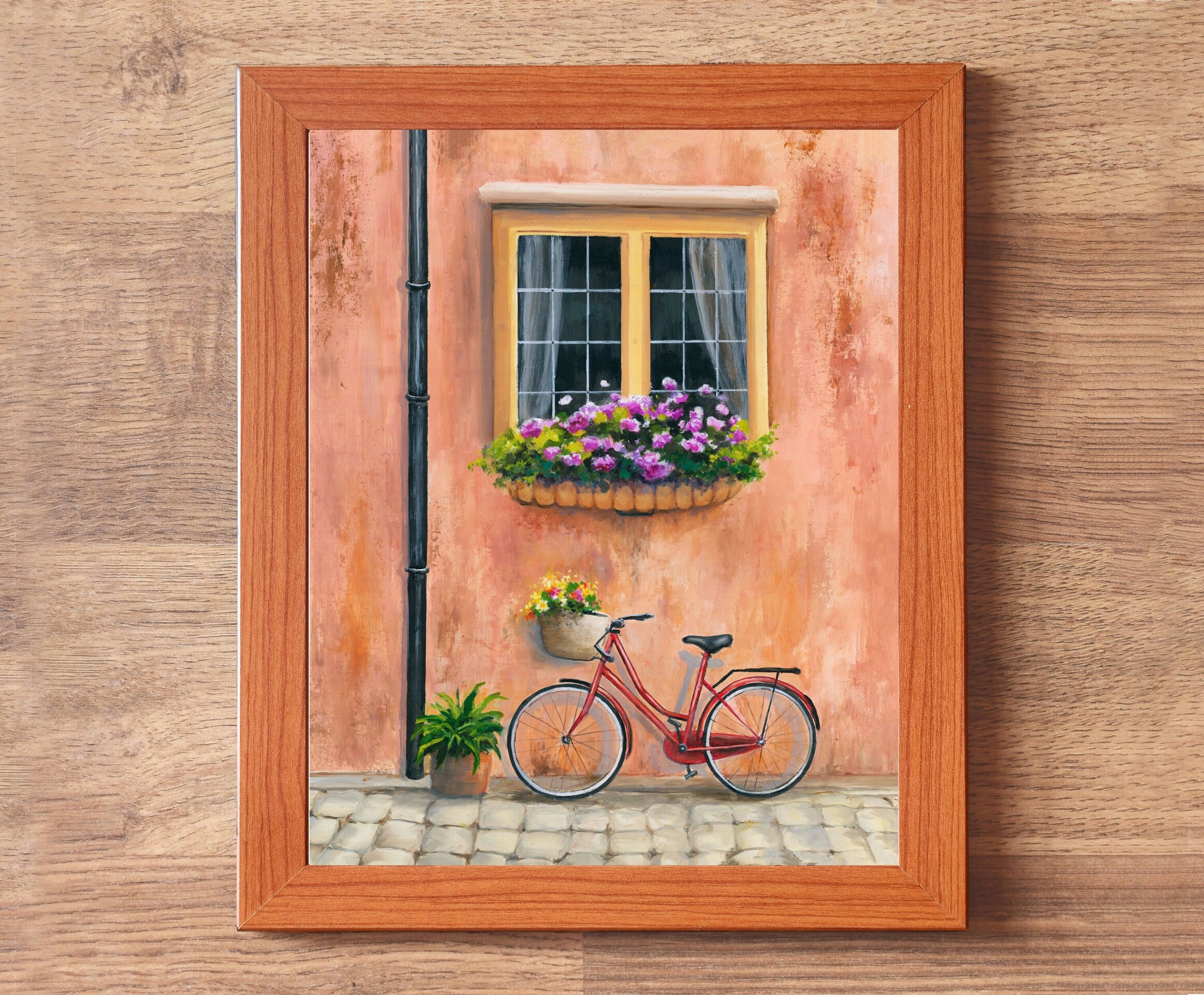 Bicicleta vintage roja bajo ventana con flores en calle antigua empedrada - 3